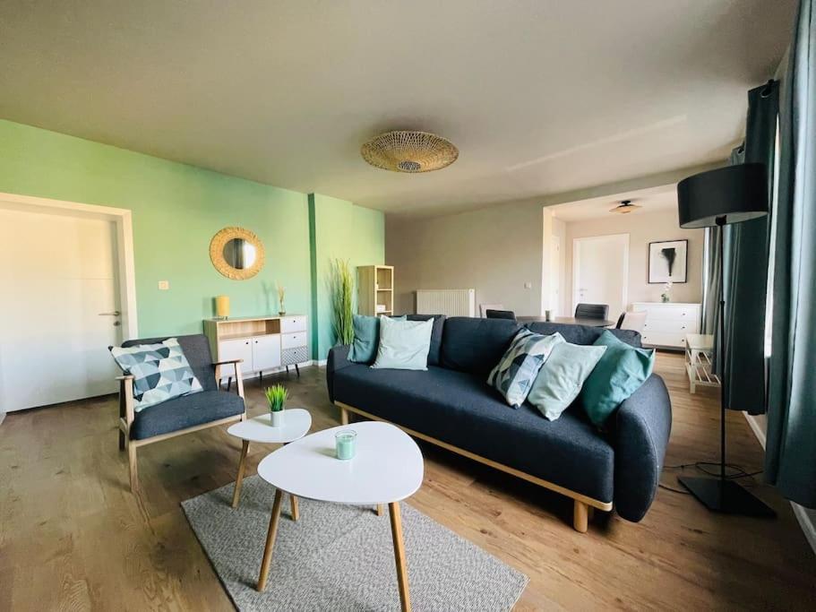 Appartement Cosy Au Centre De Beauraing Extérieur photo